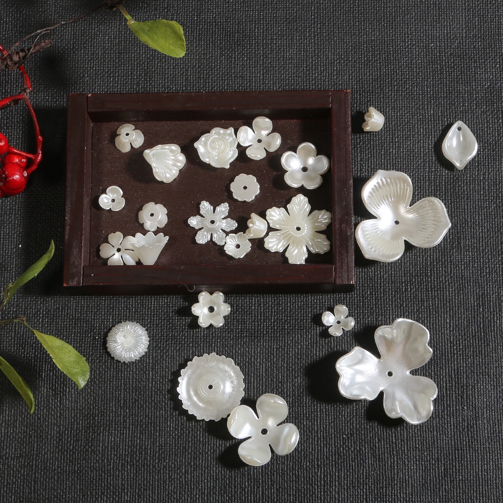 เครื่องประดับอะคริลิค รูปดอกไม้ สีขาว ประดับไข่มุก สามมิติ แฮนด์เมด diy สไตล์โบราณ
