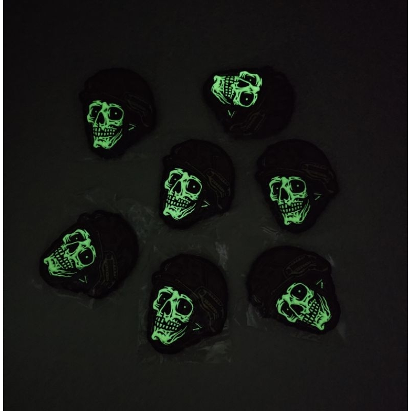 แผ่นแปะ​ ตีนตุ๊กแก​ GITD Skull Patch​ จากค่าย​ COOLGUYSURPLUS Made​ in​ USA​