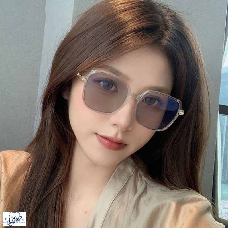 แว่นสายตาสั้น โฟรโตโครมิก เลนส์มัลติโค้ด เลนส์ออโต้ ออกแดดเปลี่ยนสี