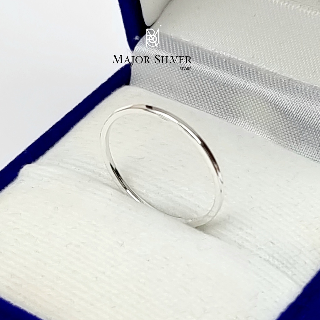 แหวนนิ้วก้อย ลวดสี่เหลี่ยม1มิล / แหวนเงินแท้92.5% เรียบๆ แฟชั่น สไตล์มินิมอล  Major Silver :  E-V-Sq1