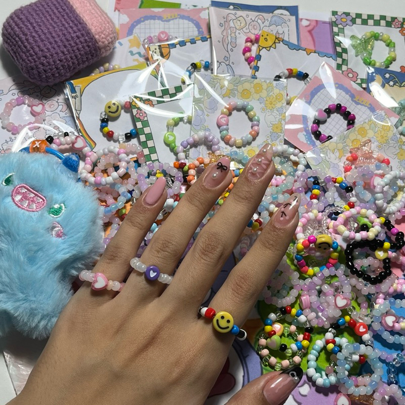 แหวนลูกปัดน่ารักๆ ของแถมจีบลูกค้า ปัจฉิม เซ็ต20วง