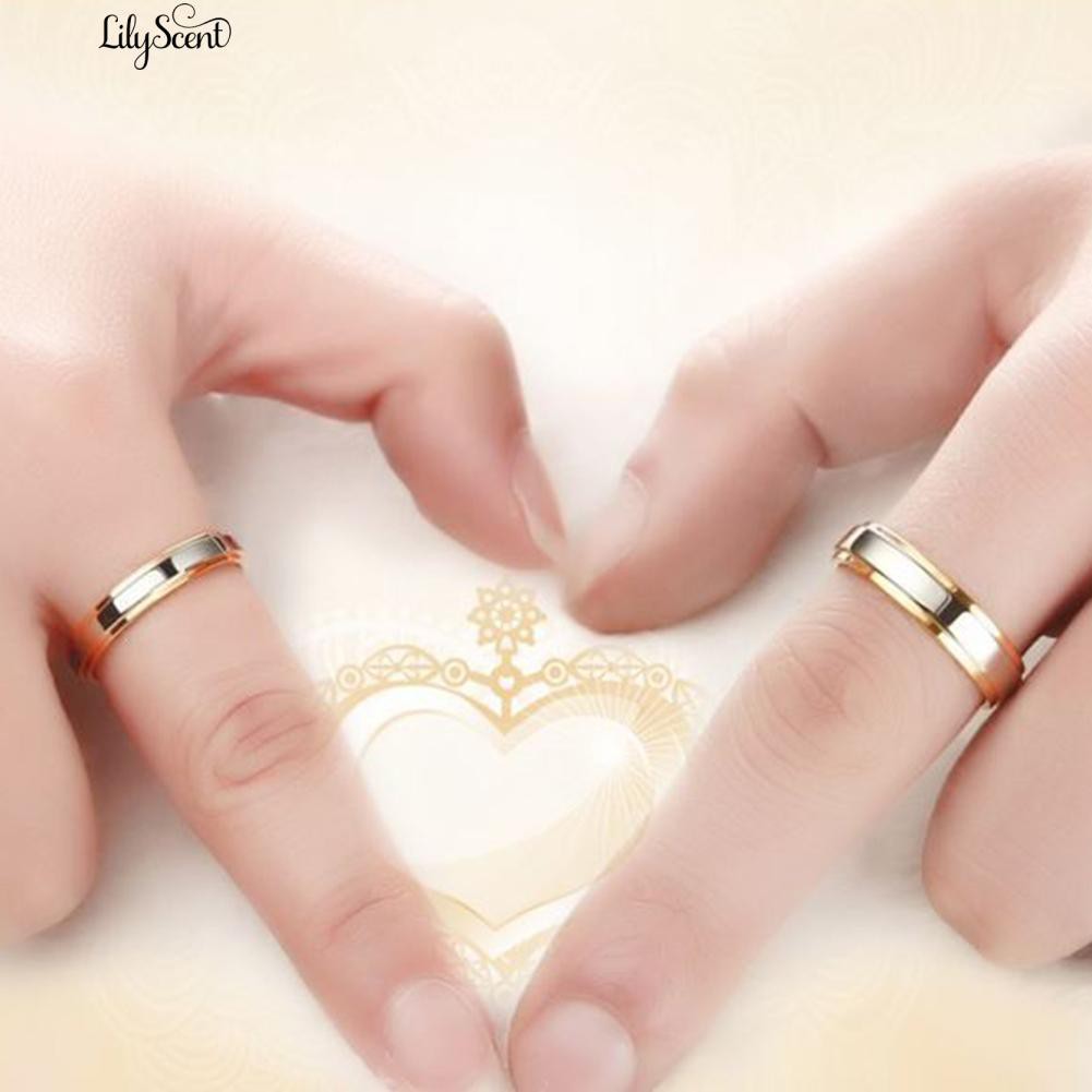 ✌lilyscent แฟชั่นคู่รักคู่รักแหวนหมั้นเหล็กไทเทเนียมผู้หญิง แหวนเกลี้ยง1