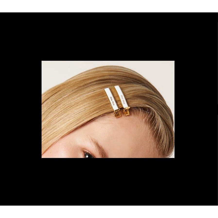 ✨พรีเมี่ยม✨ ชนชอป Miu กิ๊บหนีบผม มี 3 สี ดำ ขาว ชมพู *มีปั้ม*