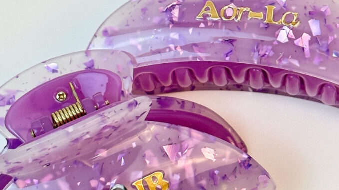 Deep Sprinkle Grape Hair Claw(เข้มขึ้น) Deep Sprinkle Grape Hair Claw(เข้มขึ้น)