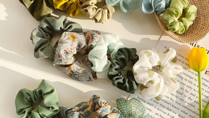 ที่คาดผม สีเขียว แบบเรียบง่าย สไตล์เกาหลี ที่คาดผม สีเขียว แบบเรียบง่าย สไตล์เกาหลี