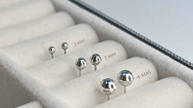 ♡ The blossom silver | Stud dot | ต่างหูหมุดกลม ต่างหูเม็ดบอล เงินแท้925 เงินแท้ (ต่อคู่)
