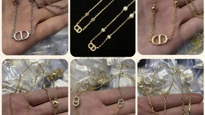 {TOP} Clair D LUNE สร้อยคอ โลโก้ CD เพชร มุก หน้าทอง โลหะ สร้อยคอทองเหลือง ชุบทอง ซีลเหล็ก สไตล์เกาหลี 2023 สร้อยคอผู้หญิง ไม่จางหาย