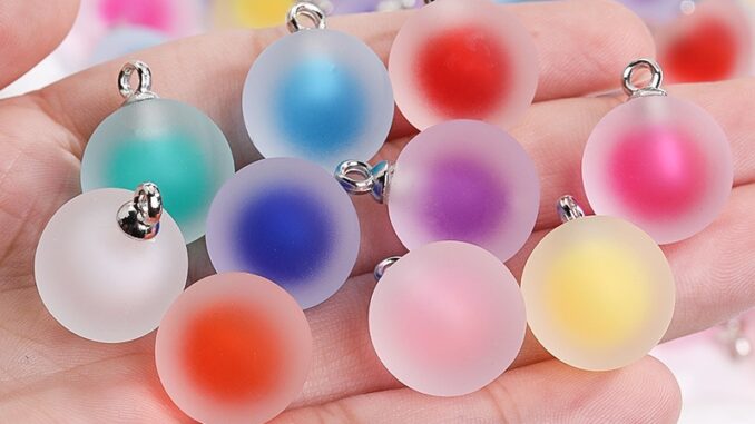 จี้ลูกปัดอะคริลิคเจลลี่ แฮนด์เมด สําหรับทําเครื่องประดับ ต่างหู DIY