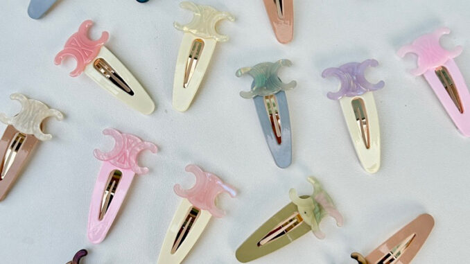 พร้อมส่งจากไทย hairclipกิ๊บติดผมแฟชั่นสไตล์เกาหลี(1ชิ้น)ขนาด6cm. กิ๊บเกาหลี พร้อมส่งจากไทย hairclipกิ๊บติดผมแฟชั่นสไตล์เกาหลี(1ชิ้น)ขนาด6cm. กิ๊บเกาหลี