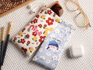 Qqmall กระเป๋าใส่แว่นตา หนัง PU กันน้ํา แบบพกพา ตัวการ์ตูน เด็กผู้หญิง ดอกไม้ แว่นตา เคสป้องกัน กระเป๋าใส่เหรียญ กระเป๋าเครื่องสําอาง ปิดเอง
