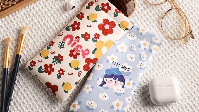 Qqmall กระเป๋าใส่แว่นตา หนัง PU กันน้ํา แบบพกพา ตัวการ์ตูน เด็กผู้หญิง ดอกไม้ แว่นตา เคสป้องกัน กระเป๋าใส่เหรียญ กระเป๋าเครื่องสําอาง ปิดเอง Qqmall กระเป๋าใส่แว่นตา หนัง PU กันน้ํา แบบพกพา ตัวการ์ตูน เด็กผู้หญิง ดอกไม้ แว่นตา เคสป้องกัน กระเป๋าใส่เหรียญ กระเป๋าเครื่องสําอาง ปิดเอง