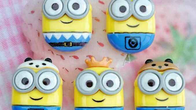 จี้เรซิ่น รูปมินเนี่ยนน่ารัก สําหรับ DIY A999 10 ชิ้น จี้เรซิ่น รูปมินเนี่ยนน่ารัก สําหรับ DIY A999 10 ชิ้น