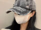 26 หมวกแก๊ปยีนส์ทรงสวยแต่งรอยขาด ใส่กันแดดหรือใส่เที่ยว หมวกสไตล์เรโทรแฟชั่นใส่ได้ทั้งชายและหญิง สินค้าพร้อมส่ง