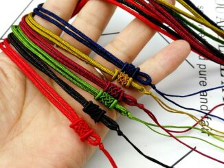 ใหม่ สร้อยคอเชือก ห้อยจี้หยก สีทอง เชือกอาเกต เชือกเส้นเล็ก ผู้ชายและผู้หญิง สร้อยคอเชือก