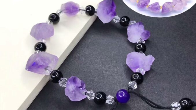 สร้อยข้อมือมาคราเม่คริสตัลอเมทิสต์ แบบธรรมชาติ สามารถปรับได้ บรรเทาความเครียด สําหรับผู้ชาย และผู้หญิง