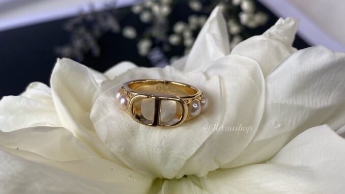 แหวน D สวยปังมากค่ะ (พร้อมส่ง)