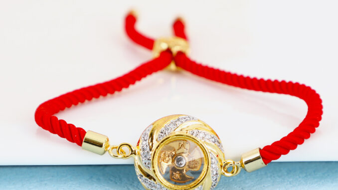 Lucky Windmill สร้อยข้อมือเทอร์โบ ชุบทอง 18K ไม่จางหาย สีแดง สําหรับผู้หญิง