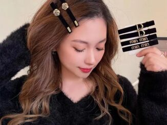 COD❤️กิ๊บติดผมตัวอักษรดอกไม้ผ้ากำมะหยี่สีดำหรูหราเกาหลีแฟชั่นคลิปด้านข้างสำหรับผู้หญิงปากเป็ดเครื่องประดับผม-a.one