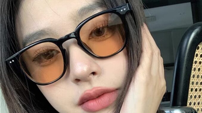 แว่นตากันแดด ทรงสี่เหลี่ยม สไตล์ยุโรป และอเมริกา แฟชั่นสําหรับผู้ชาย และผู้หญิง แว่นตากันแดด ทรงสี่เหลี่ยม สไตล์ยุโรป และอเมริกา แฟชั่นสําหรับผู้ชาย และผู้หญิง