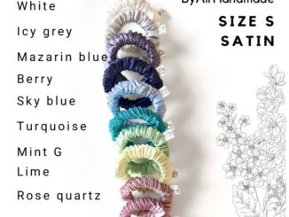 SCRUNCHIES ยางมัดผมโดนัท (2 ชิ้น) ผ้าซาตินเนื้อดี มันเงา วิบวับแบบหรูขนาดเล็ก SCRUNCHIES size S
