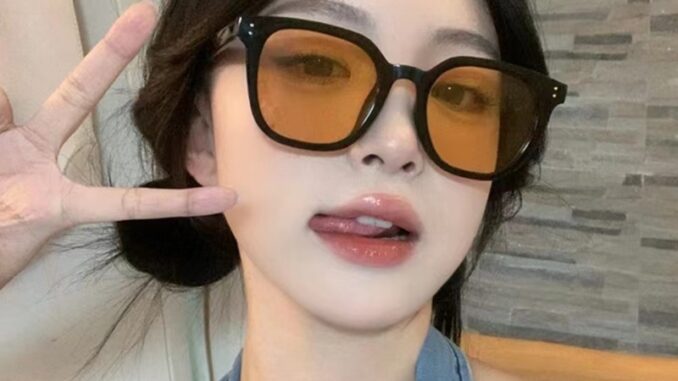 Papaozhu แว่นตากันแดด UV400 กรอบสี่เหลี่ยม สีน้ําตาล เข้ากับทุกการแต่งกาย สําหรับผู้หญิง และผู้ชาย