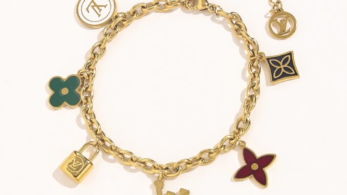 LOUIS VUITTON สร้อยข้อมือ กําไลข้อมือ ไทเทเนียม ลําลอง ลายโลโก้ตัวอักษร LV โมโนแกรม