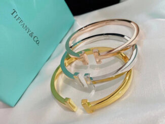 【 แบรนด์แฟชั่น 】ใหม่ T&CO. 2023 สร้อยข้อมือ แบบเปิดคู่ คุณภาพสูง