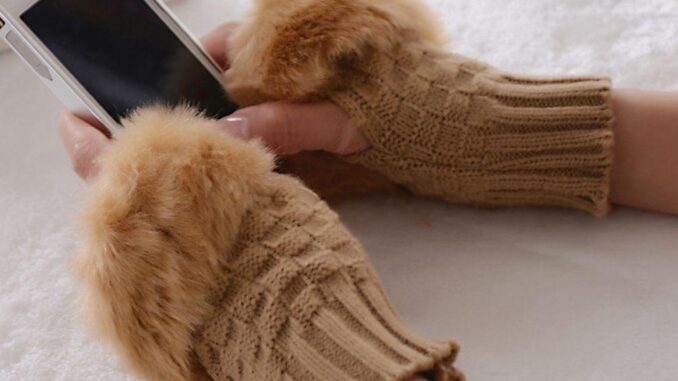Oceanmap ถุงมือถัก ฤดูใบไม้ร่วงและฤดูหนาว ถุงมือไร้นิ้ว แบบหนา บวกกํามะหยี่ สีพื้น ถุงมือขนกระต่าย ถุงมือครึ่งนิ้ว Oceanmap ถุงมือถัก ฤดูใบไม้ร่วงและฤดูหนาว ถุงมือไร้นิ้ว แบบหนา บวกกํามะหยี่ สีพื้น ถุงมือขนกระต่าย ถุงมือครึ่งนิ้ว