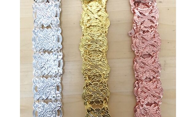 เข็มขัดเงิน ทอง นาค (ราคาต่อเส้น) สินค้ามี 3 สี เข็มขัดเงิน ทอง นาค (ราคาต่อเส้น) สินค้ามี 3 สี