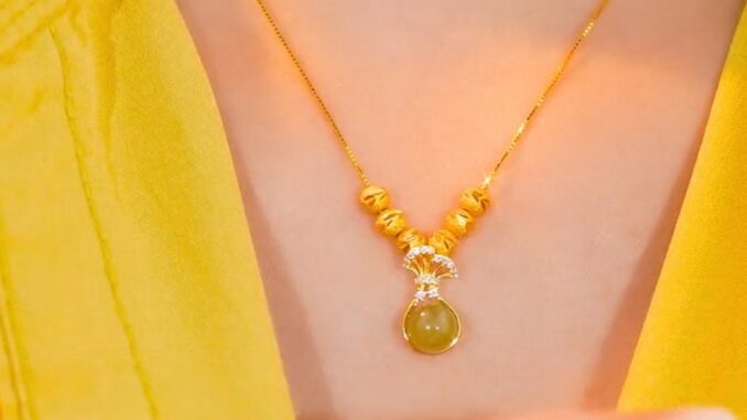 สร้อยคอโซ่ จี้ทับทิม สีเขียว สไตล์เรโทร หรูหรา เครื่องประดับแฟชั่น สําหรับผู้หญิง สร้อยคอโซ่ จี้ทับทิม สีเขียว สไตล์เรโทร หรูหรา เครื่องประดับแฟชั่น สําหรับผู้หญิง