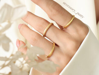 แหวนสแตนเลส รุ่นR05 minimal set (1set=3วง)ค่ะ รุ่นนี้ไม่ลอกไม่ดำค่ะ งานตัวเรือนstainless ค่ะ ใส่แยกใส่รวมก็สวยเริ่ดค่ะ