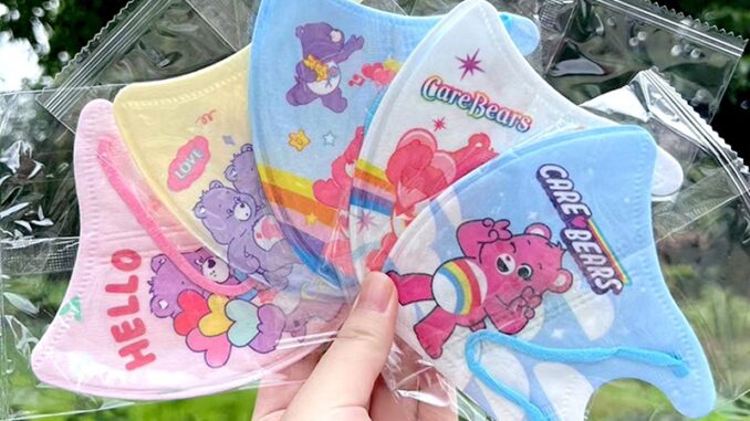 [พร้อมส่ง] หน้ากากอนามัย ลายการ์ตูนหมีสายรุ้ง 3D 3 ชั้น แบบใช้แล้วทิ้ง สําหรับเด็ก