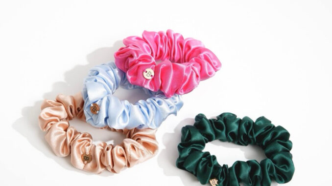 M Size SCRUNCHY- ยางรัดผมไซส์ 2.5 ซม ผลิตจากไหมมัลเบอรี่เเท้