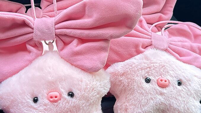 Sthb จี้ตุ๊กตาหมู ดาวน่ารัก อุปกรณ์เสริม สําหรับห้อยตกแต่งกระจกมองหลังรถยนต์ TH