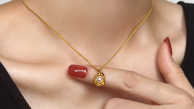 Ht สร้อยคอโซ่ เหล็กไทเทเนียม ชุบทอง 18k จี้ถั่วลิสง ไข่มุก ไม่จางหาย แฟชั่นสําหรับผู้หญิง Ht สร้อยคอโซ่ เหล็กไทเทเนียม ชุบทอง 18k จี้ถั่วลิสง ไข่มุก ไม่จางหาย แฟชั่นสําหรับผู้หญิง