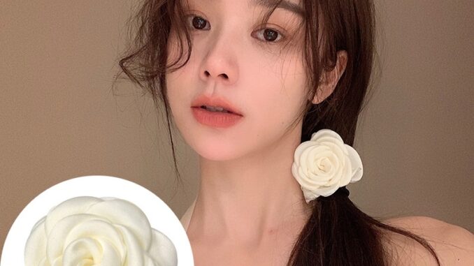 กิ๊บติดผม รูปปากเป็ด ดอกคามิเลีย สวยหรู ทันสมัย เครื่องประดับแฟชั่น สําหรับผู้หญิง