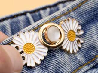 Fashion พร้อมส่งจากไทย กระดุมปรับเอว กระชับเอว กระโปรงกางเกง ลายดอกเดซี่ แบบเย็บ Q-161