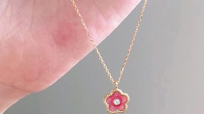 [Beautyoufeel] สร้อยคอโซ่ จี้ดอกไม้ สีชมพู ประดับเพทาย น่ารัก แวววาว เครื่องประดับแฟชั่น สําหรับผู้หญิง