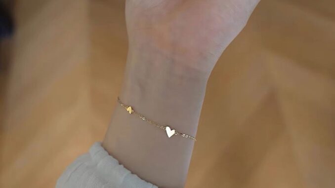 สร้อยข้อมือเหล็กไทเทเนียม 520 Love ระดับไฮเอนด์ สําหรับแฟนสาว สร้อยข้อมือเหล็กไทเทเนียม 520 Love ระดับไฮเอนด์ สําหรับแฟนสาว