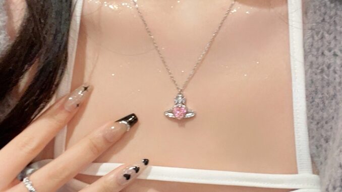 Vivienne westwood Saturn สร้อยคอ จี้เพชร สําหรับผู้หญิง