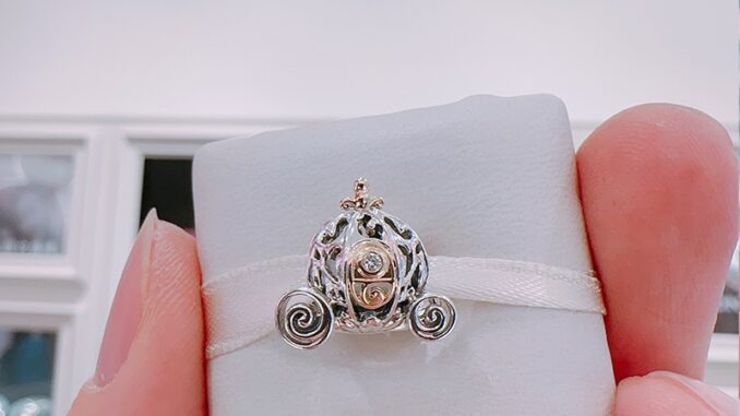 จี้เงิน เกรด 925 รูป Disney Cinderella Magic Carriage เหมาะกับวันครบรอบ