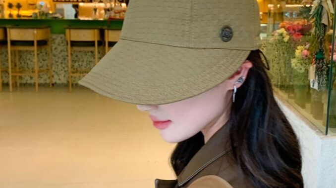 มาใหม่ หมวกปีกกว้าง ป้องกันแดด ขนาดใหญ่ สไตล์เกาหลี แฟชั่นสําหรับผู้หญิง 2023