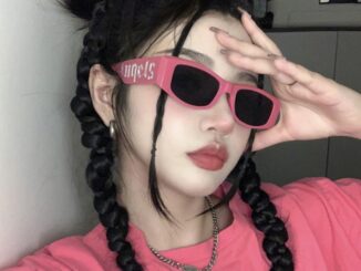 [fashionapple] แว่นตากันแดดแฟชั่น กรอบสีดํา ลายตัวอักษร สไตล์พังก์ ฮิปฮอป สําหรับผู้หญิง ผู้ชาย พร้อมส่ง