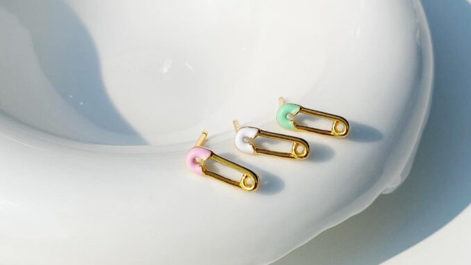 play.palette - Baby candy pin stud (ราคาต่อชิ้น)