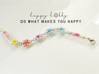 สร้อยข้อมือลูกปัดแต่งดอกไม้สีพาสเทล