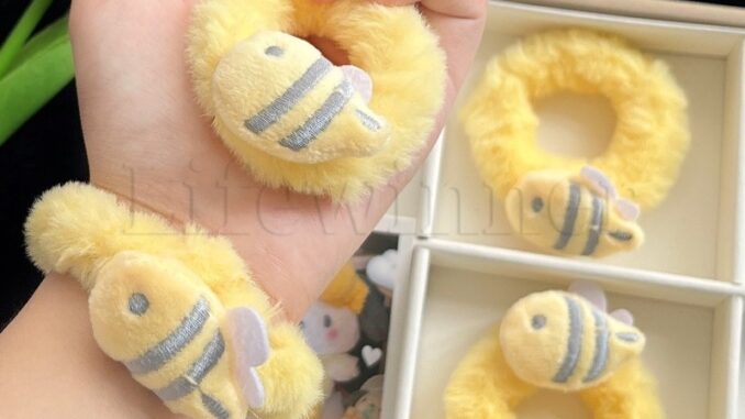 ยางรัดผมหางม้า ยืดหยุ่น ลายการ์ตูนผึ้งน่ารัก สีเหลือง ผ้ากํามะหยี่ขนนิ่ม เครื่องประดับผม สําหรับเด็กผู้หญิง