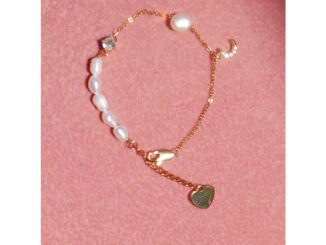 Valleydarley - สร้อยข้อมือ love you to the moon and back bracelet