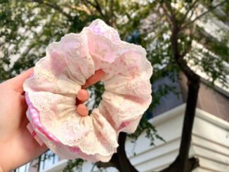Home @ ยางรัดผม แบบสองชั้น แต่งลูกไม้ ลายดอกไม้ สไตล์เรโทร