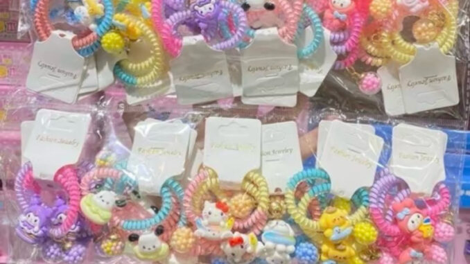 ยางมัดผมเกลียว ยกโหล 12ชิ้น  คละสี คละลาย ลายการ์ตูน