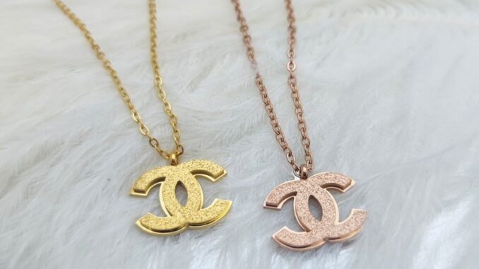 จี้สร้อยคอไทเทเนียม สเตนเลส 18K สีทอง สําหรับต่างหู